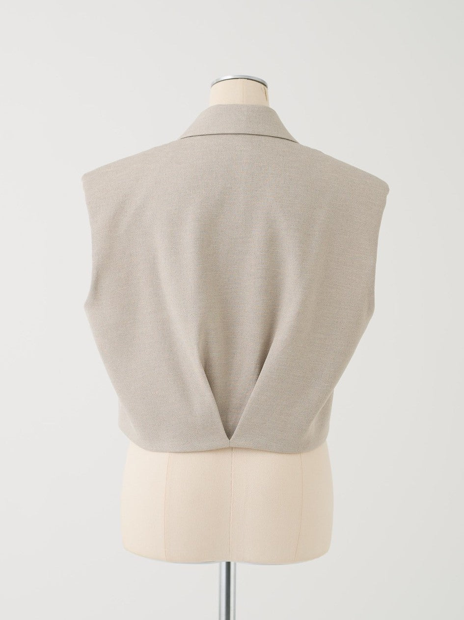 【極美品・即日発送】Cygne パワショルショート丈ジレ　Patric　ホワイト パワショルショート丈ジレ Patric｜Cygne(シーニュ) 公式サイト