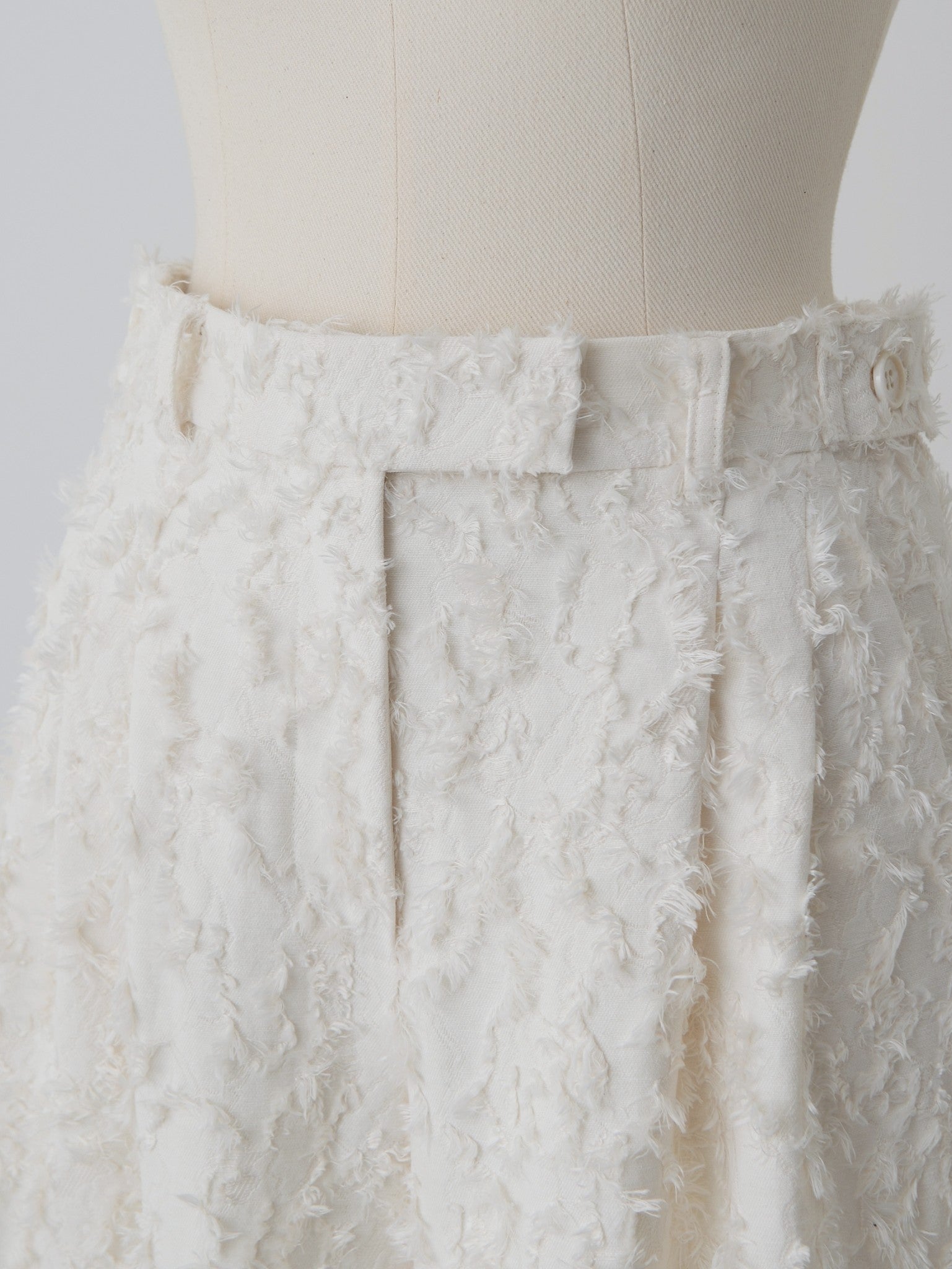 フェザーウエストタックパンツ Cyr