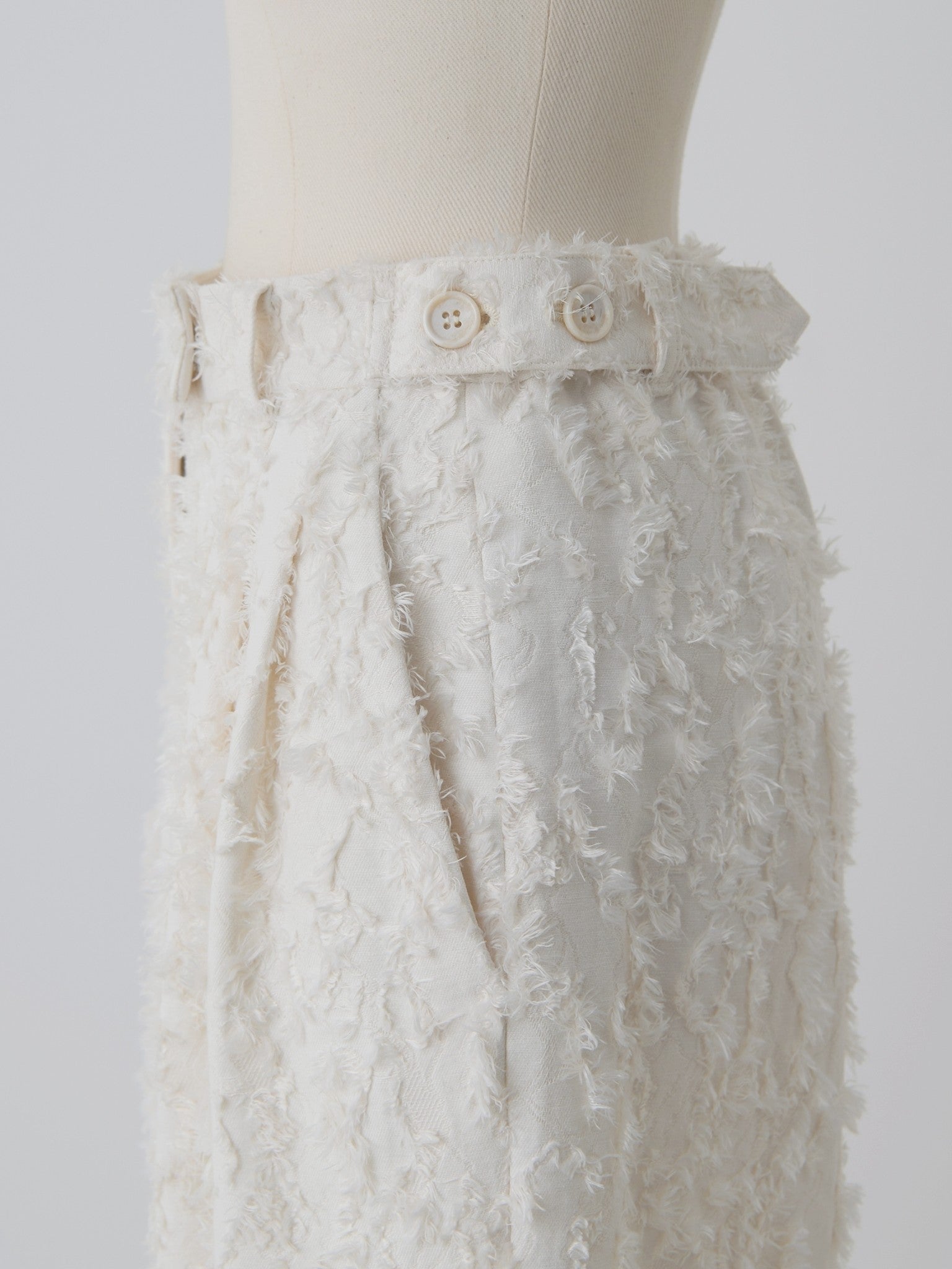 フェザーウエストタックパンツ Cyr｜Cygne(シーニュ) 公式サイト