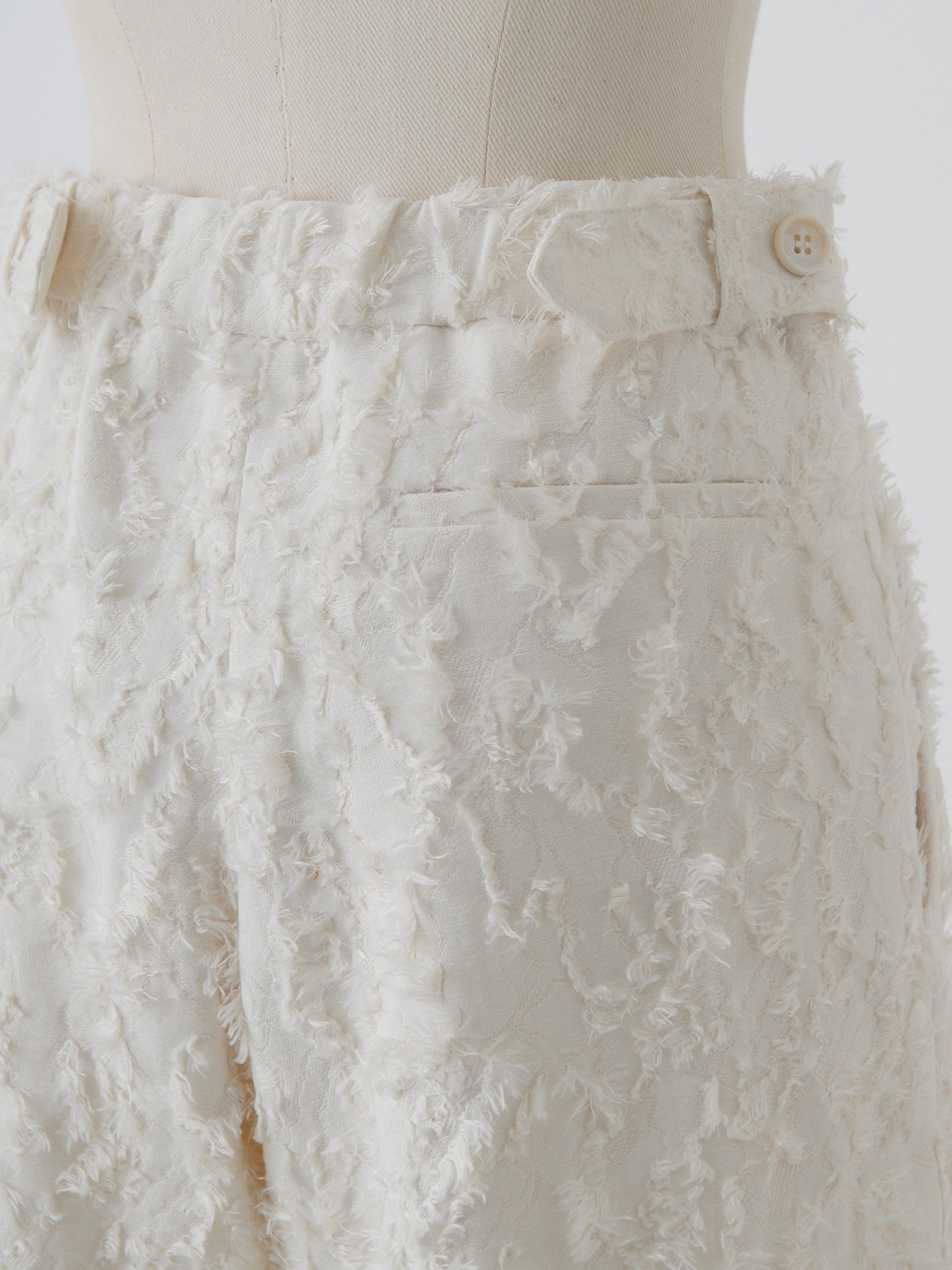 フェザーウエストタックパンツ Cyr｜Cygne(シーニュ) 公式サイト