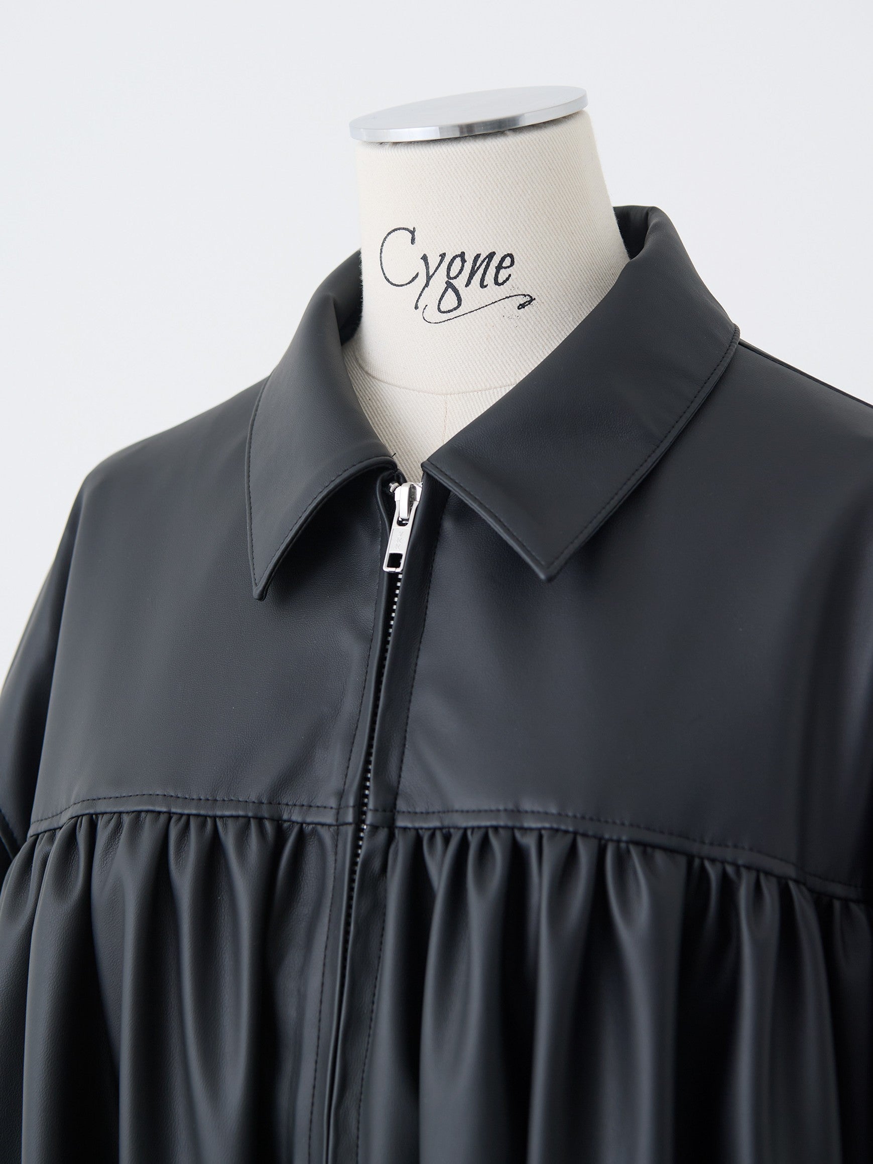 myf。Cygne ⭐︎新品未使用⭐︎リボンギャザーブルゾン ギャザーブルゾン Landry - レザー｜Cygne(シーニュ) 公式サイト
