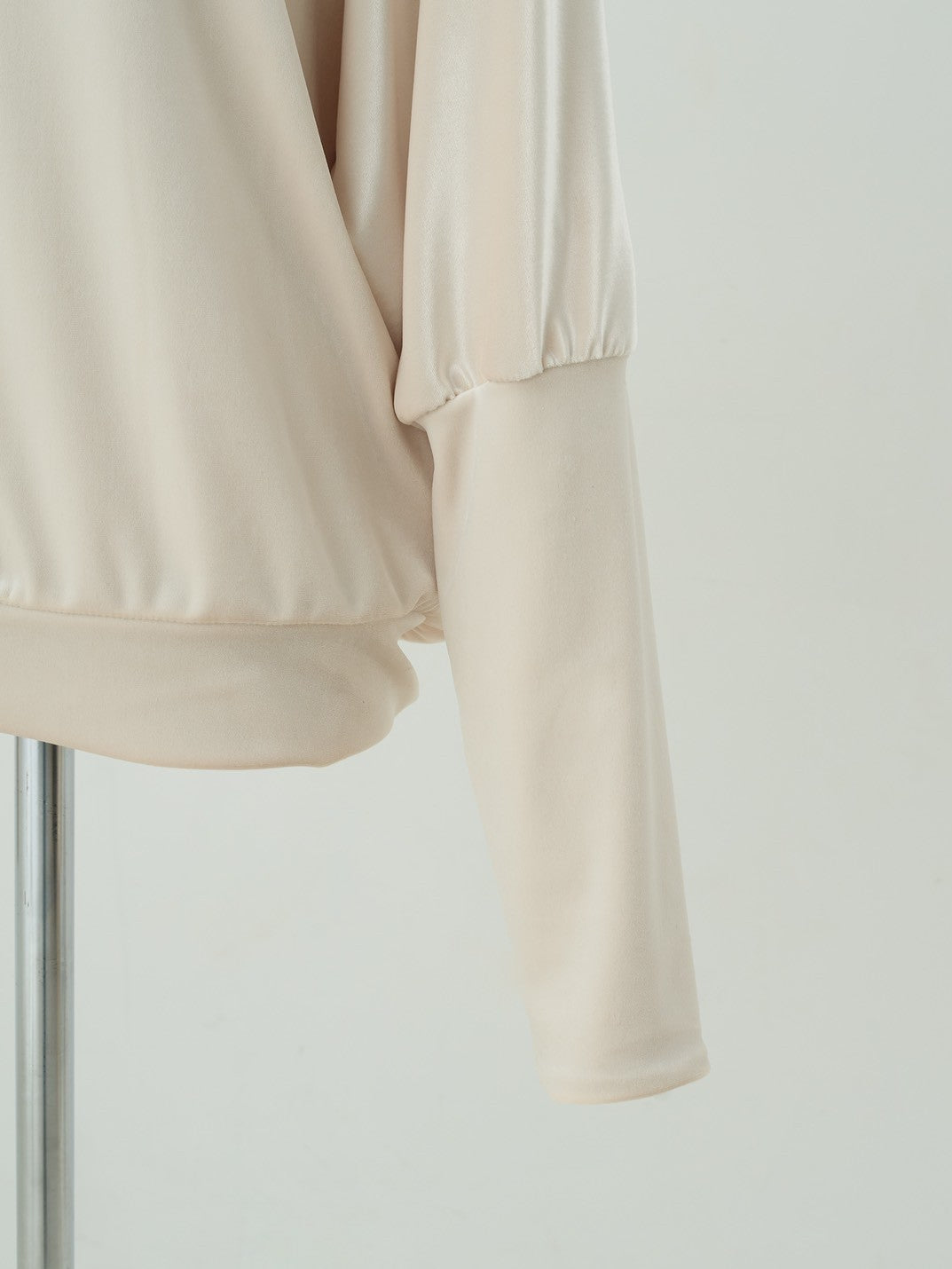 ベロアトップス gigi｜Cygne(シーニュ) 公式サイト