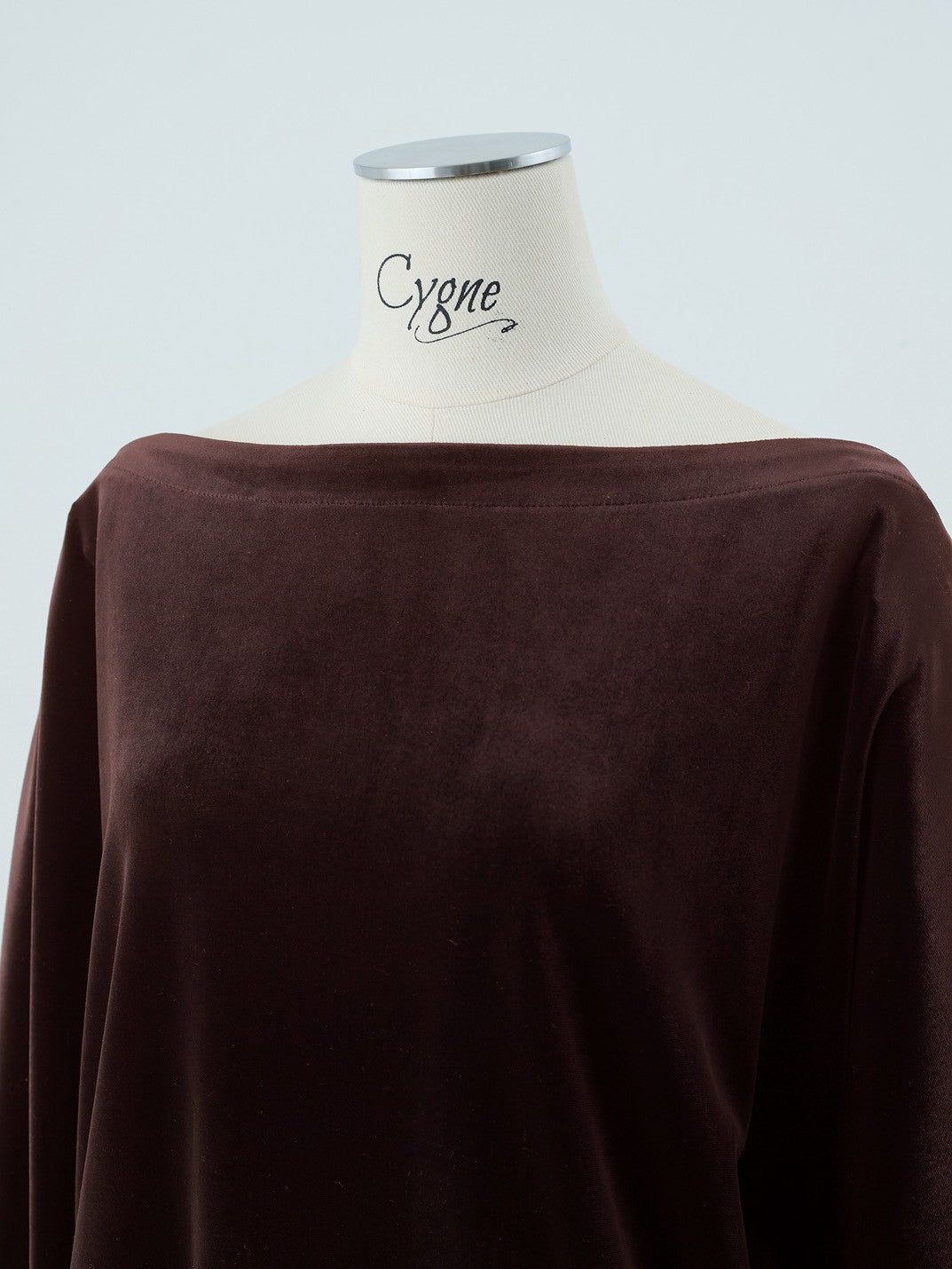 ベロアトップス gigi