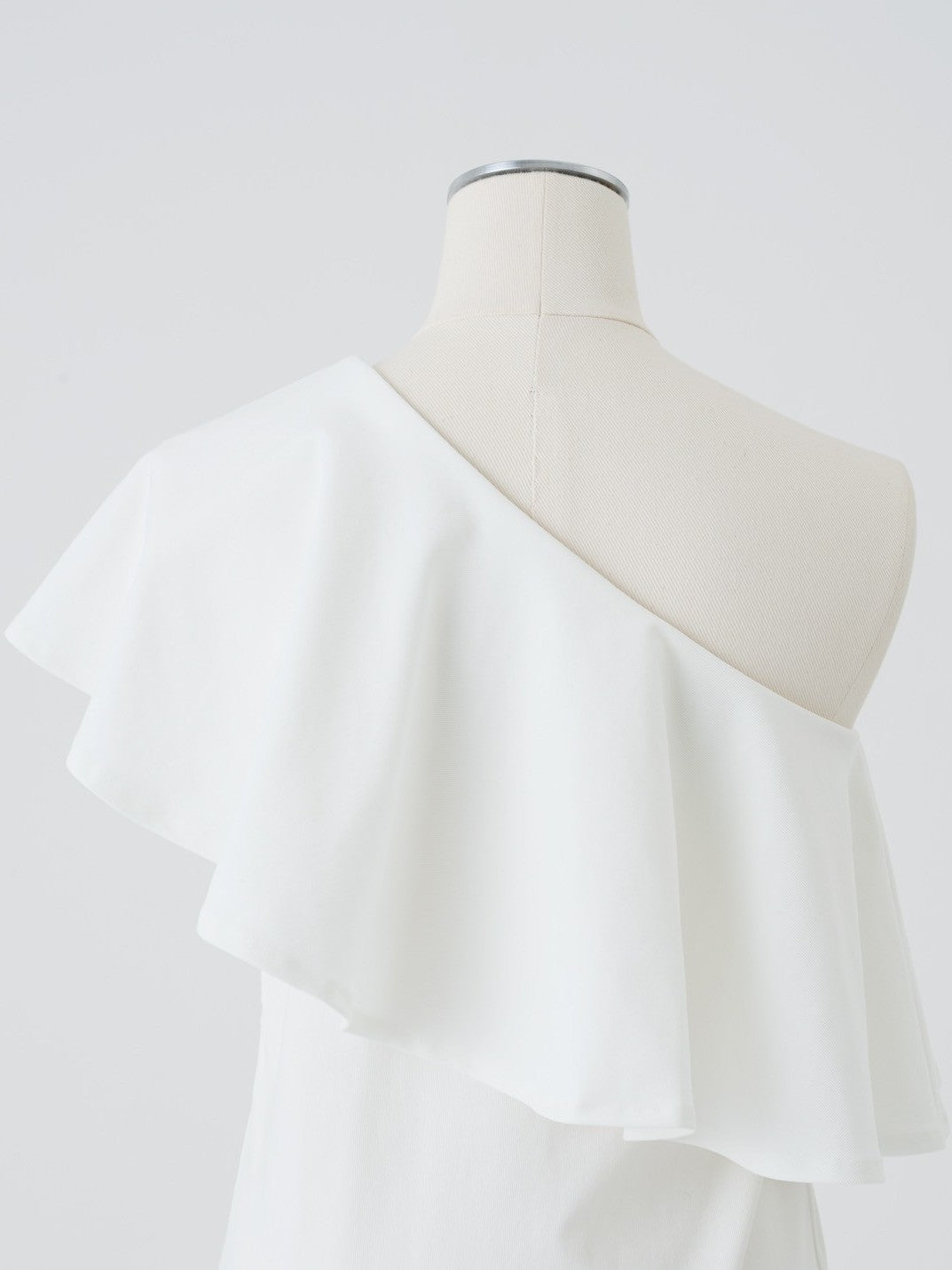 One-shoulder peplum top auu