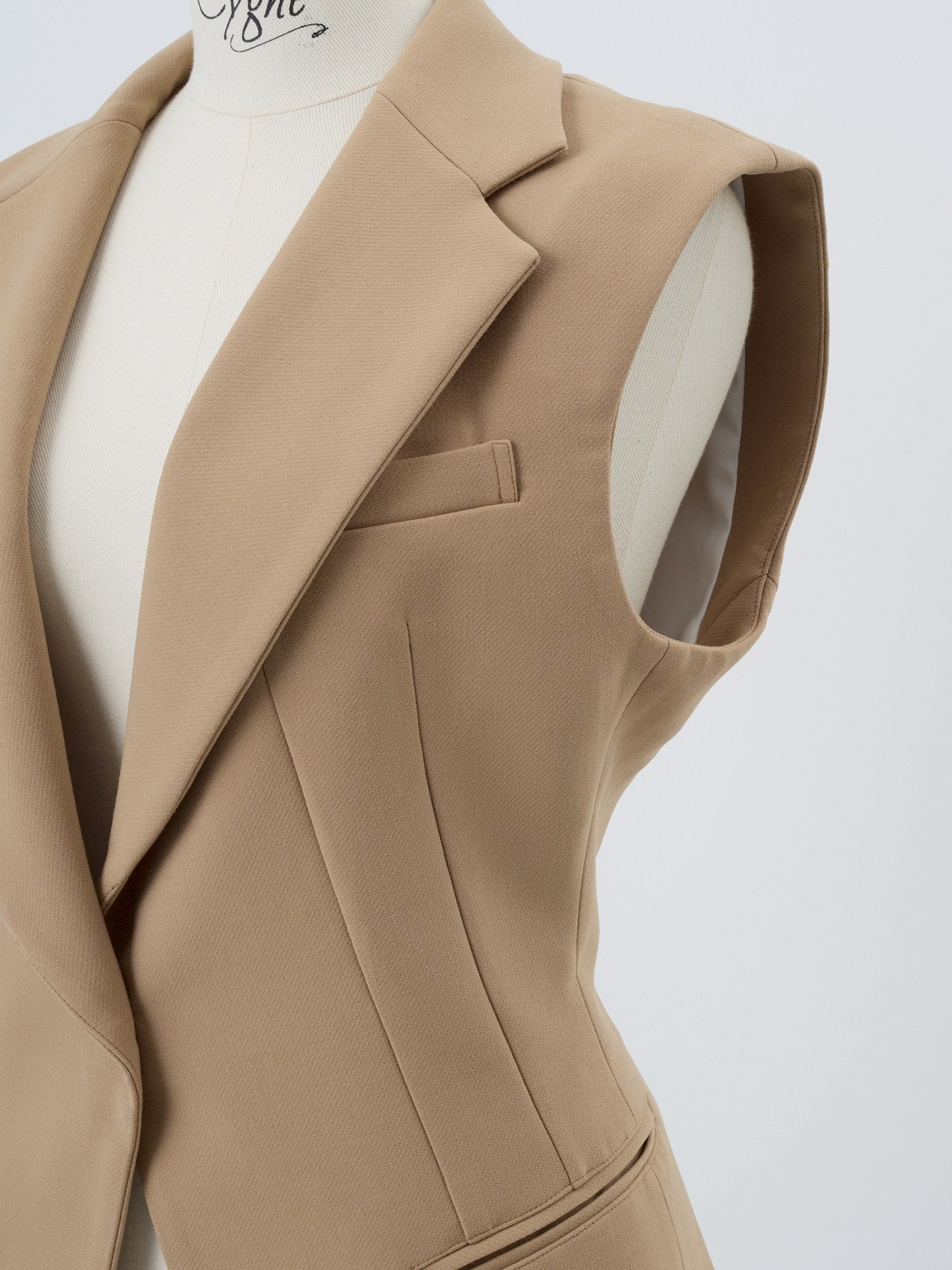 エンビジレ vivien