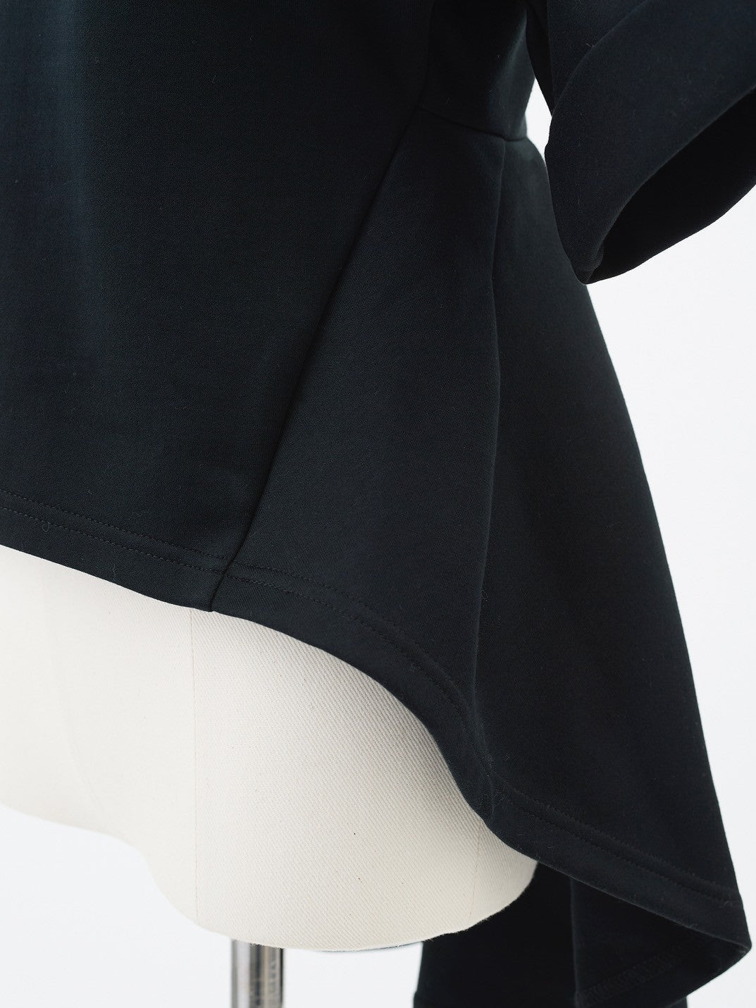 エンビトップス Mathieu｜Cygne(シーニュ) 公式サイト