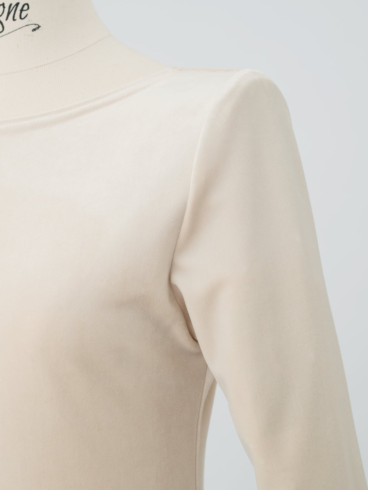 バックオープンベロアトップス Riane