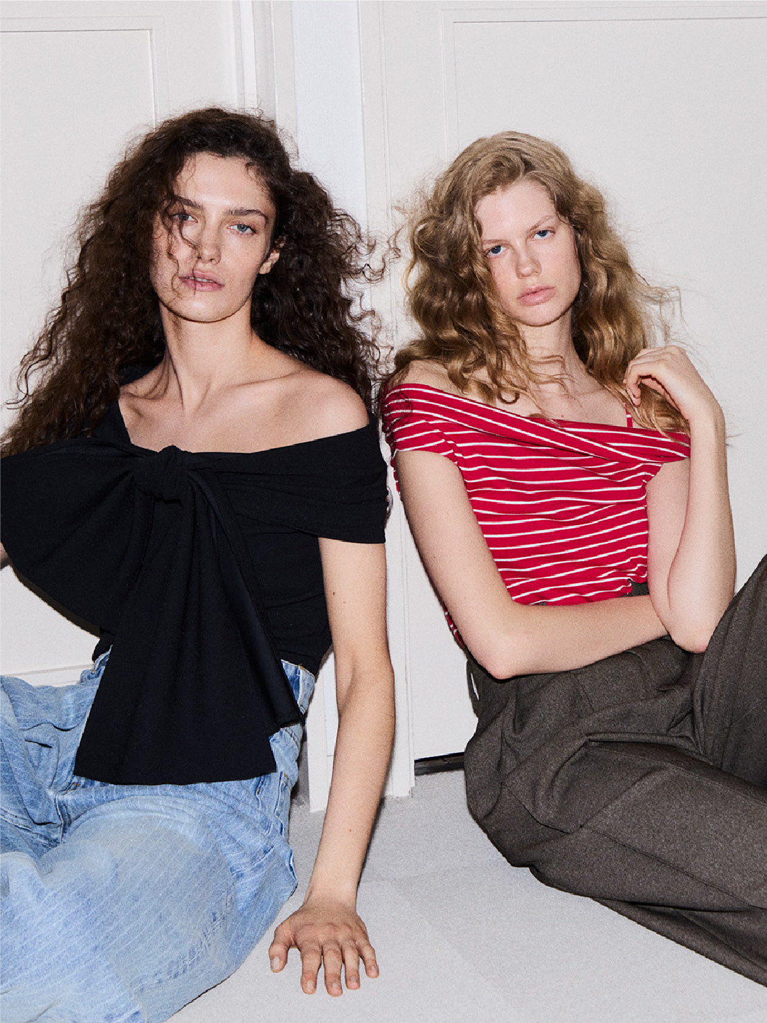 cygne シーニュ　とんがりトップス半袖 Emily　ホワイト0サイズ　完売 cygne / シーニュ | とんがりトップス半袖 Emily 0 ホワイト