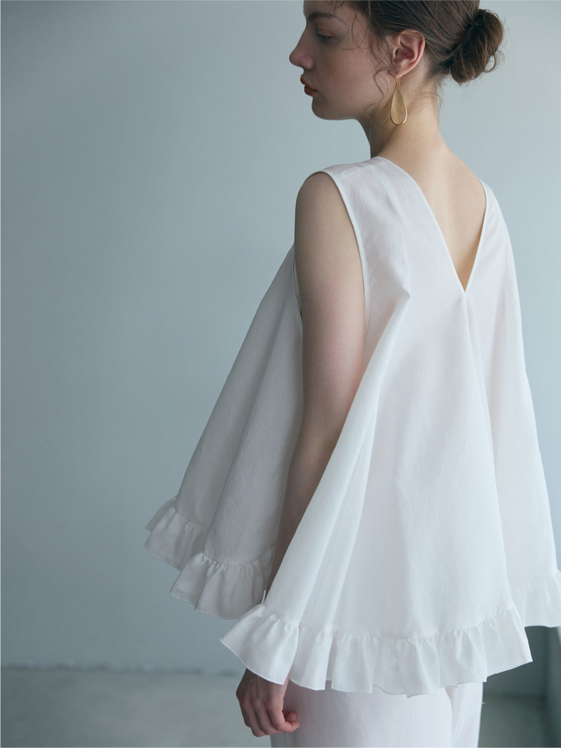 cygne シフォンフリルブラウス Charles